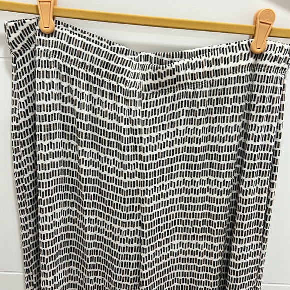 Chico’s Travelers Two Piece Set Topper Jacket & Pants Sz 1 8/10 - Picture 8 of 12